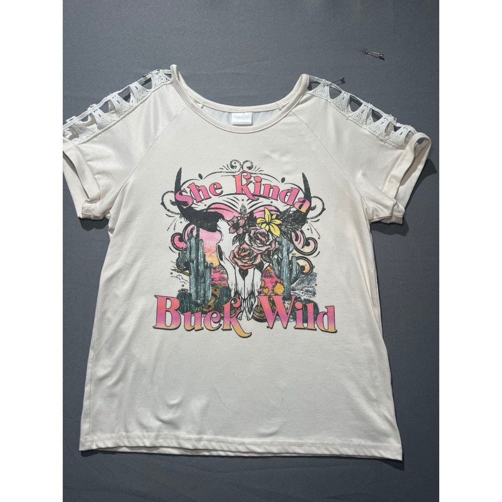 Girls She Kinda Buck Wild Graphic Tee Lattice Crochet Shoulder Cream XL